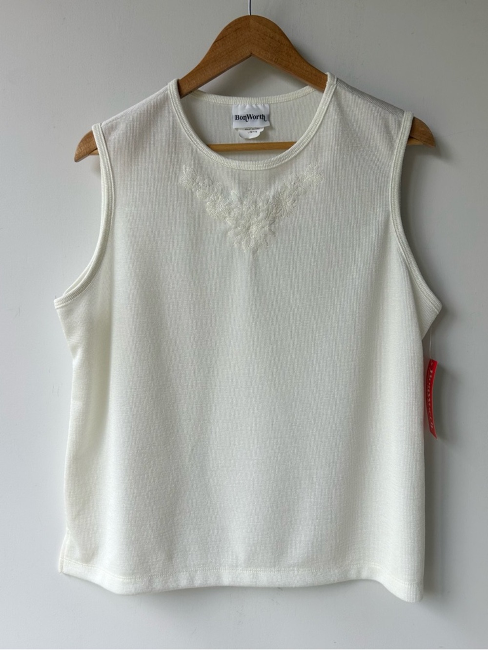 BonWorth Vintage White Knit Floral Embroidered Top Women’s Size Large Petite NWT